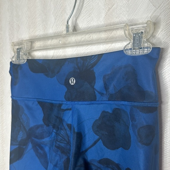 🆕 LULULEMON Wunder Under Crop II Legging Jumbo Inky Floral Black Inkwell Size 4 - Picture 9 of 12
